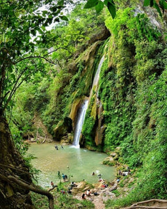 Caida de la Cascada Chuveje